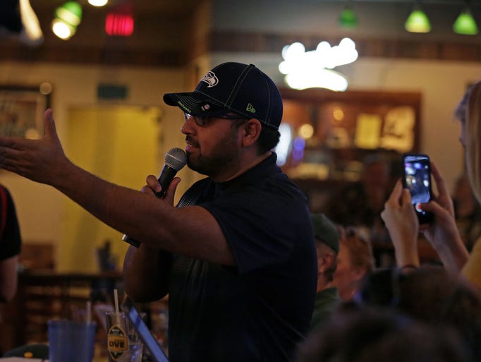 Guest Santana Dotson joins Brett Christopherson, Ricardo