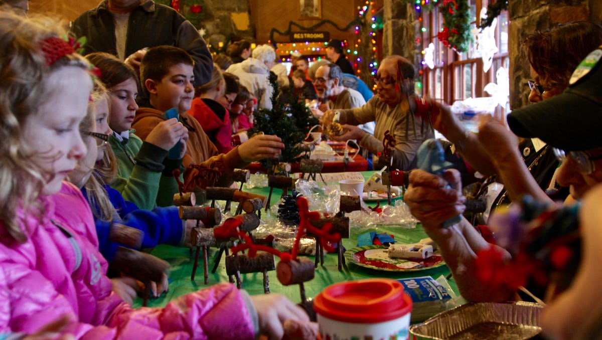 39th Annual Silver Falls State Park Christmas Festival 2016