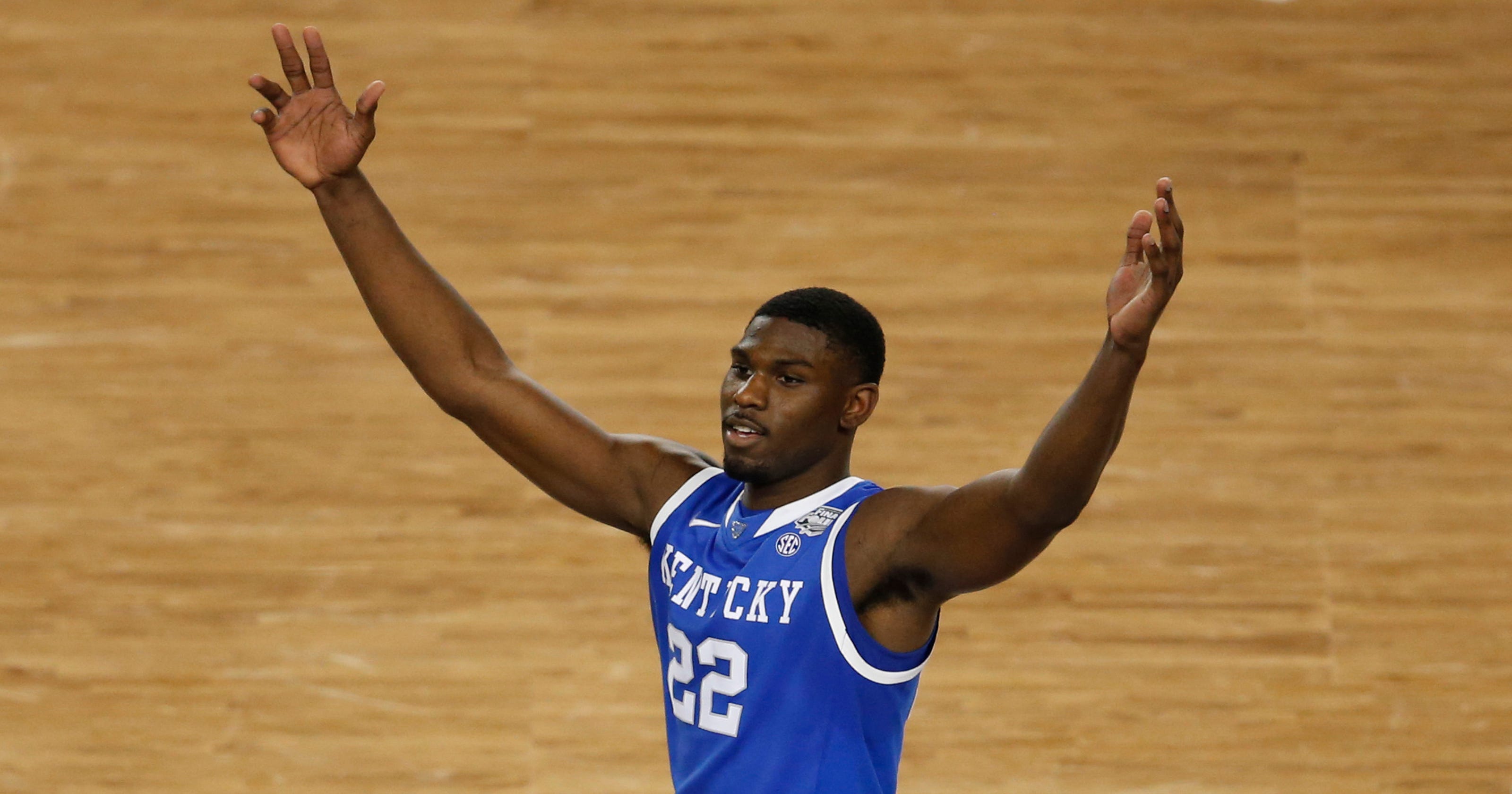 Dakari Johnson, Alex Poythress returning give Kentucky stacked frontcourt
