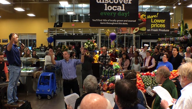 Flash Mob Was Well Timed Hallelujah To Leonard Cohen