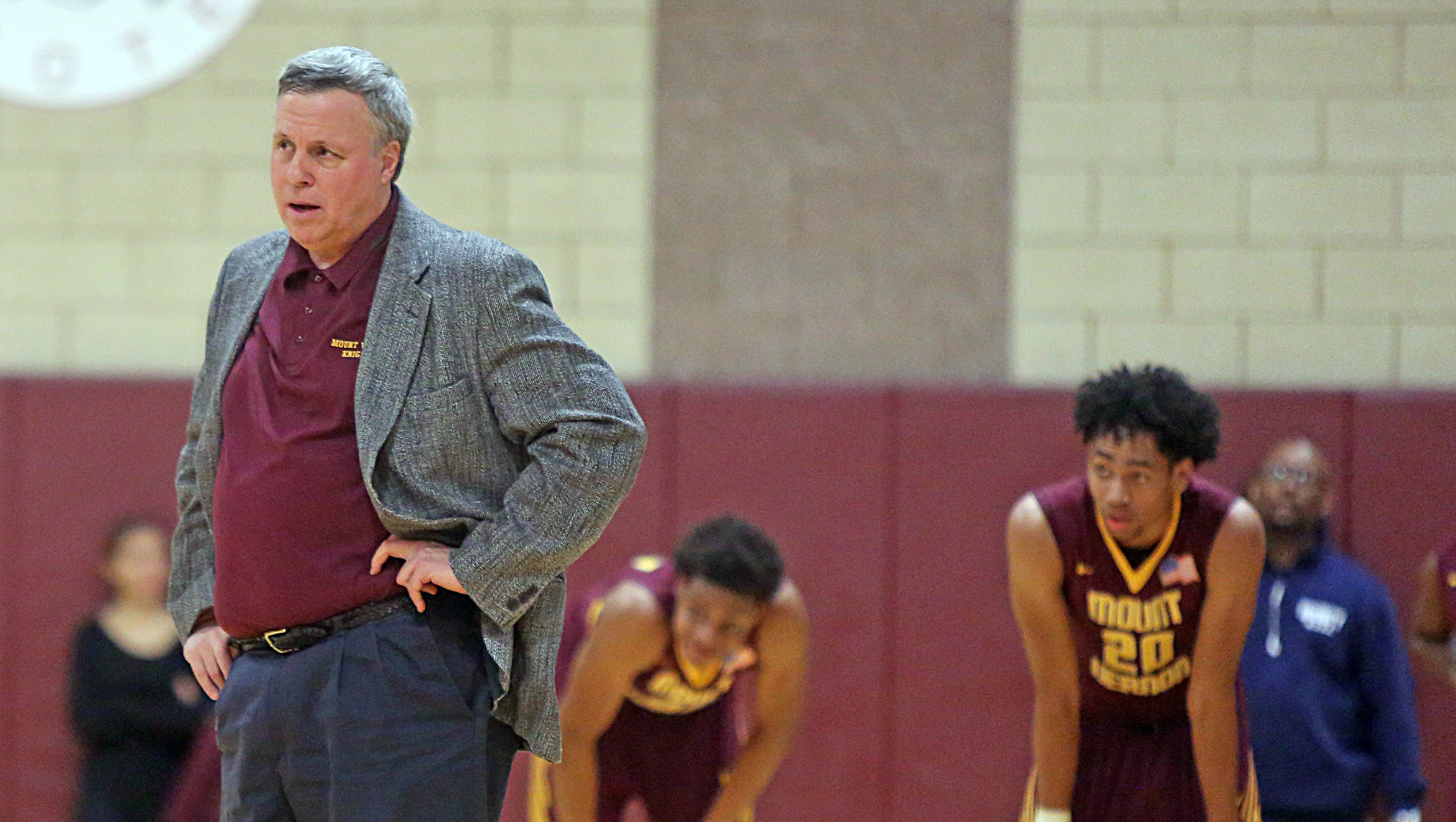 Boys Basketball Mount Vernon S Bob Cimmino Joins 500 Win Club