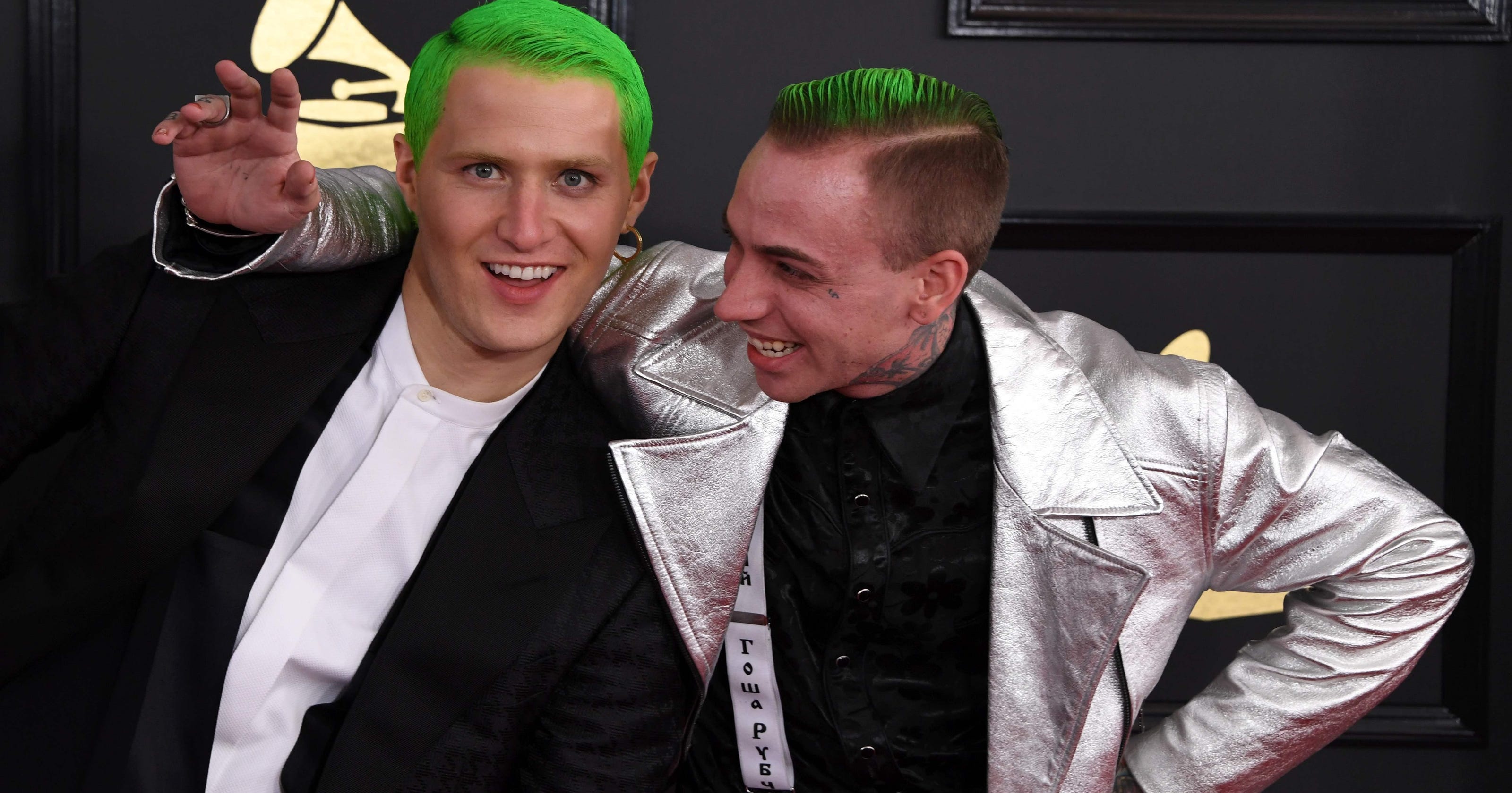 Mike Posner’s odd behavior makes waves at Grammy show