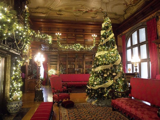 Biltmore Christmas Numbers 113 Trees 10 227 Feet Of