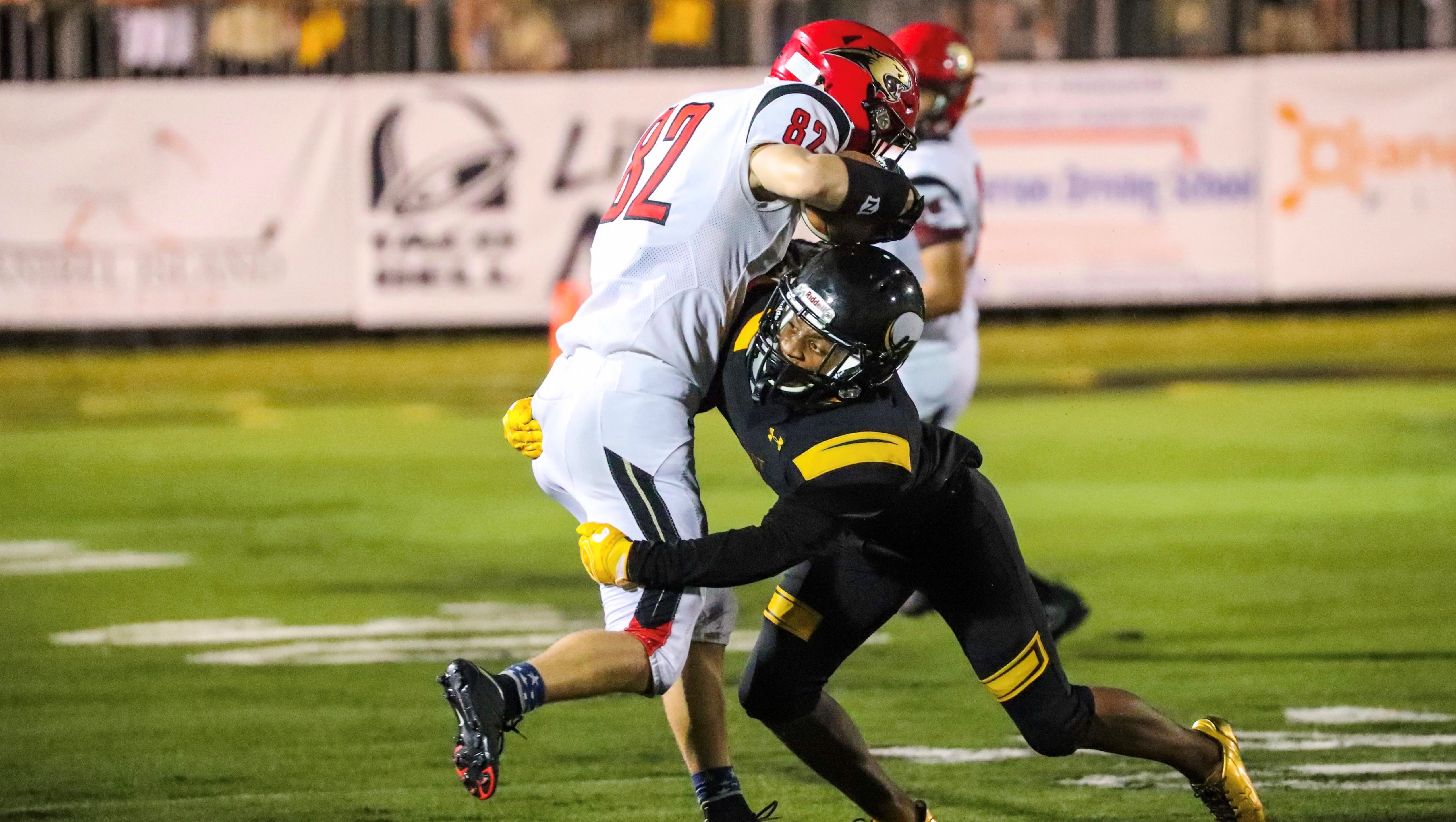 High School Football Bishop Verot Falls In Opener Sfca Bucks Labelle