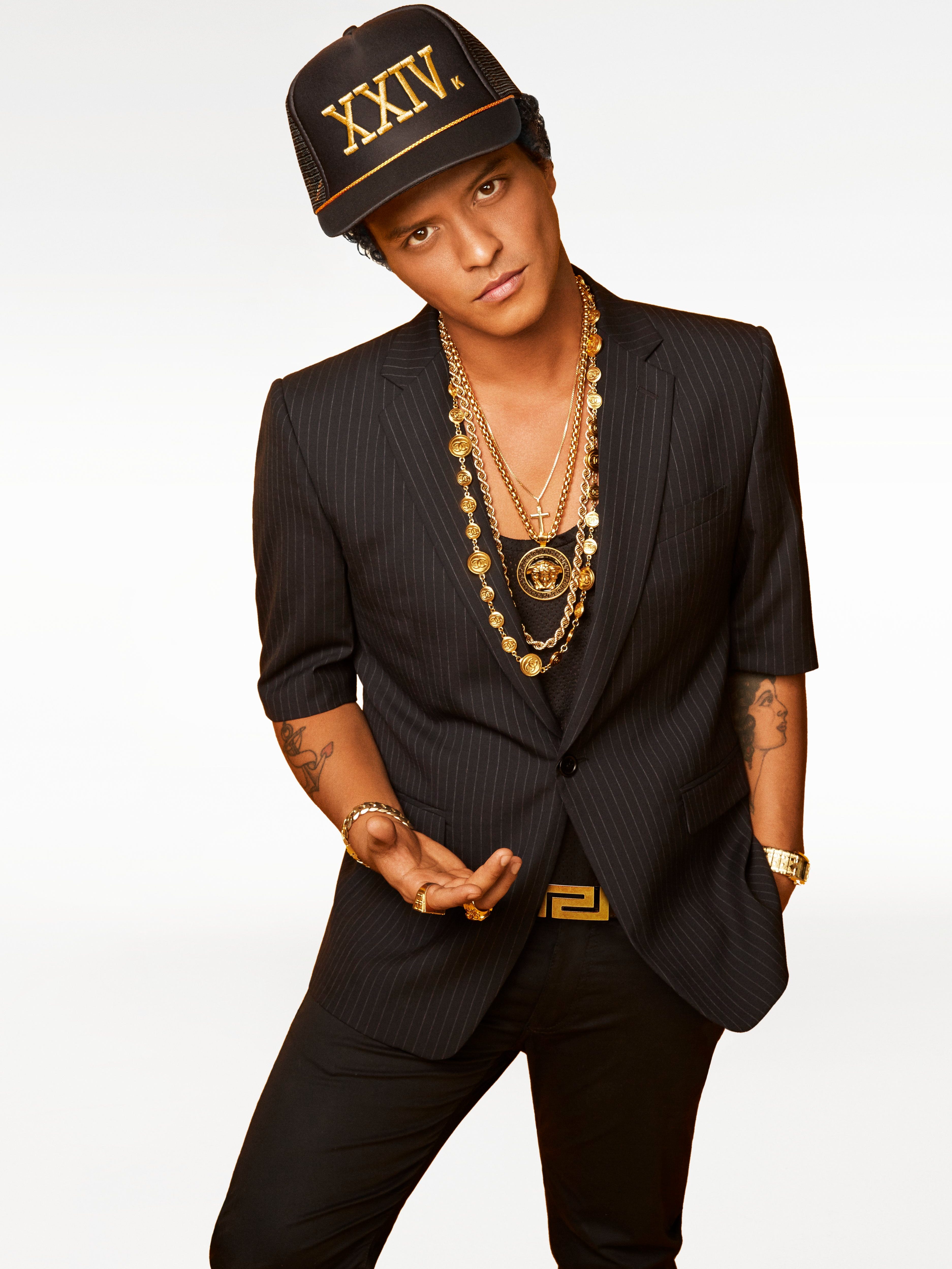 Bruno Mars funks up the formula on throwback '24K Magic'