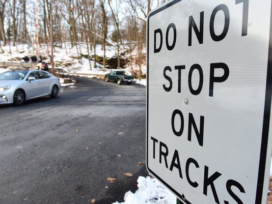 7 Summonses Issued To Truck Driver Stuck On Hairpin Turn In