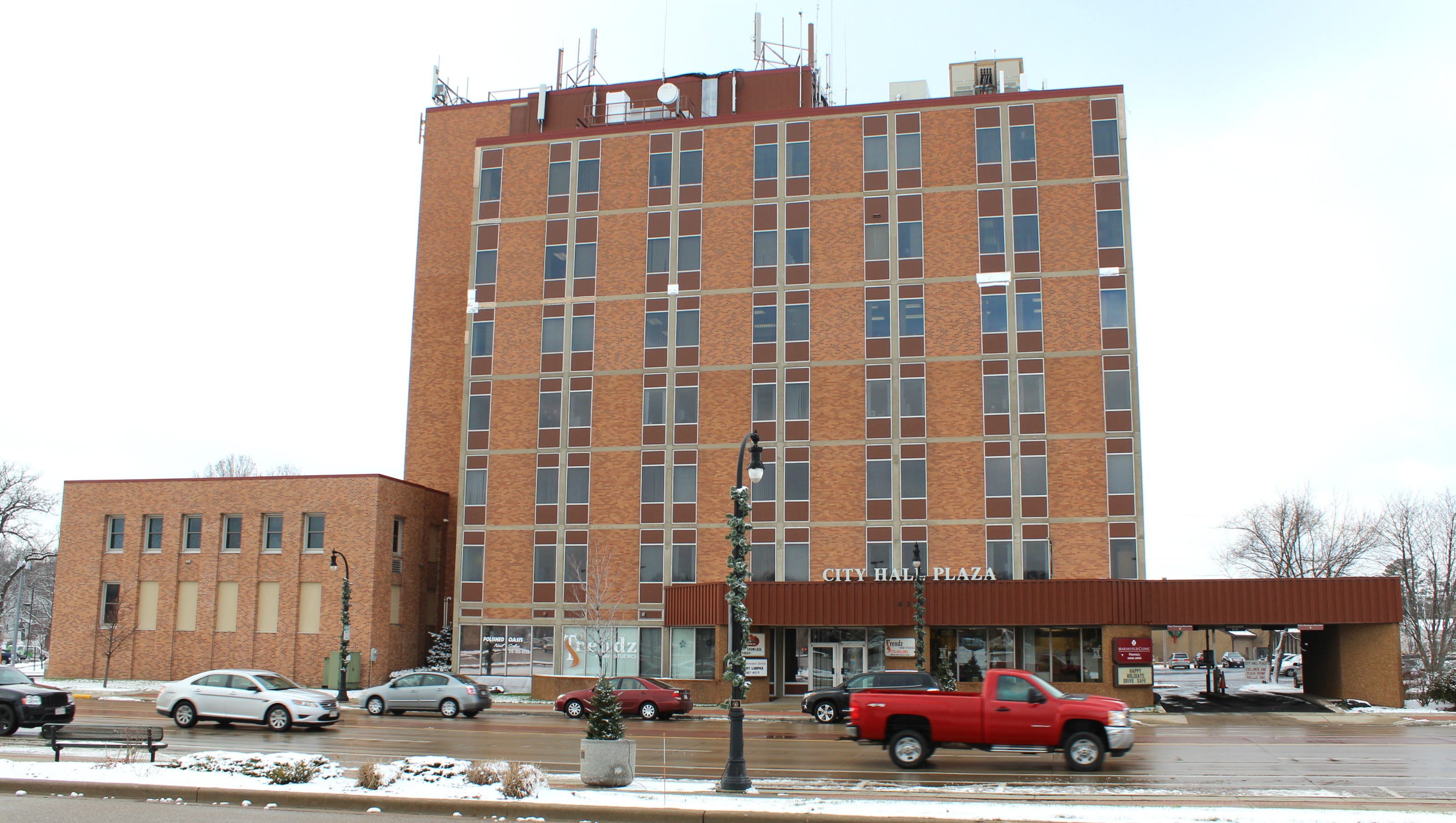 Marshfield City Hall to be sold for 500K