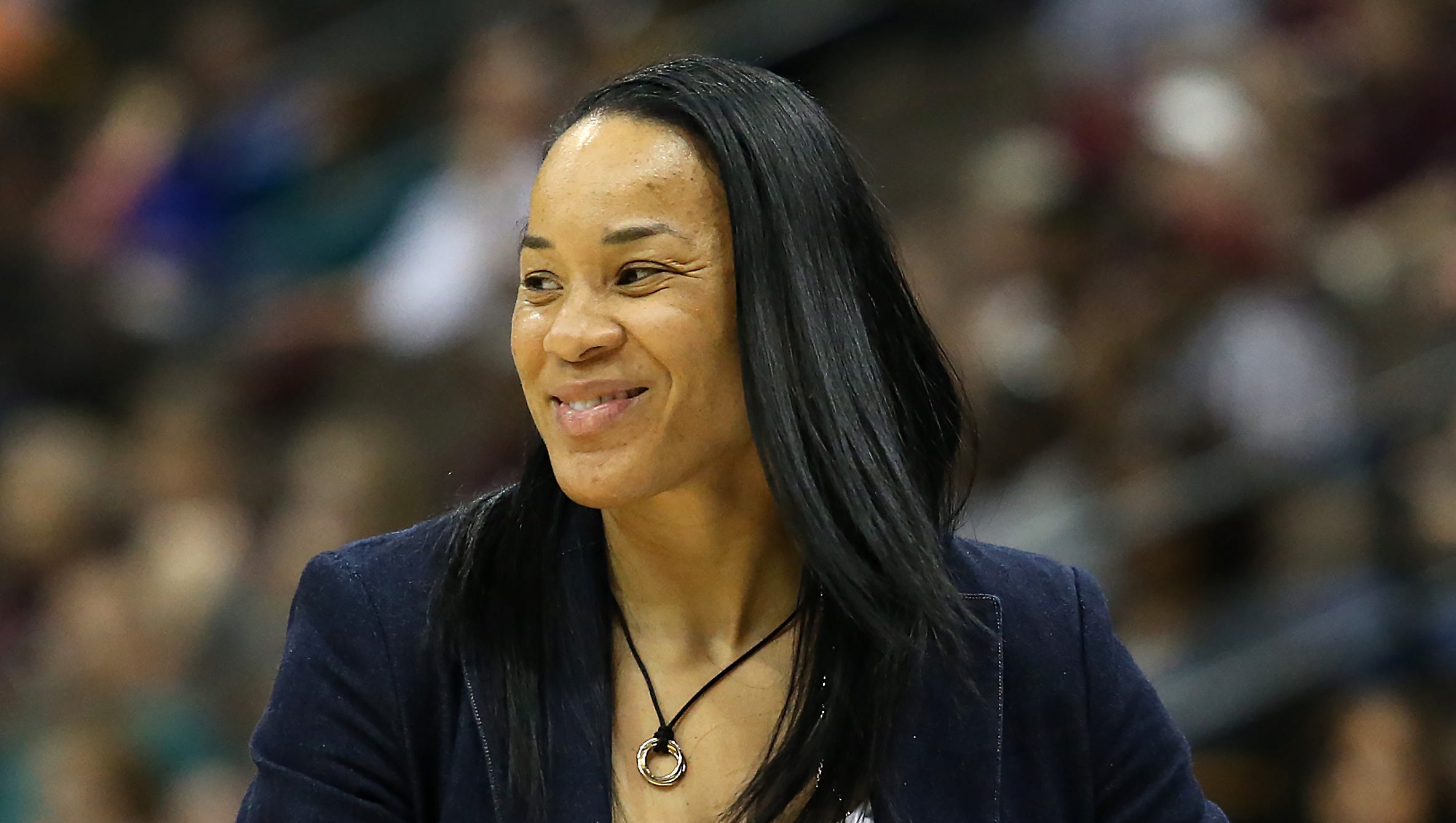 South Carolina's Dawn Staley emerging as new face of women's basketball