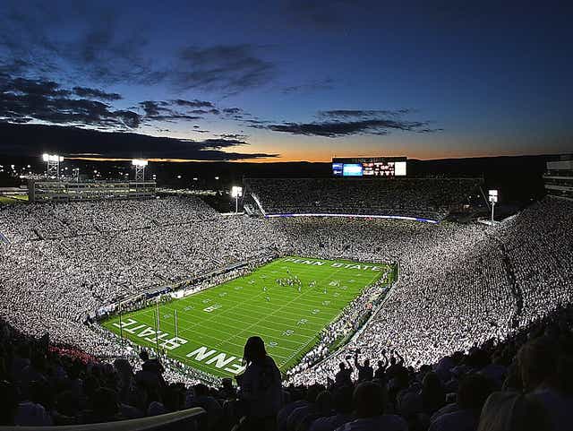 Penn State Players Laud Beaver Stadium S White Out Experience