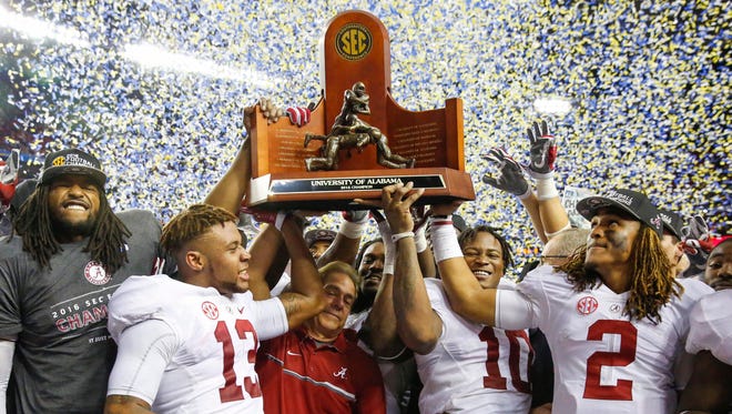 Alabama celebrates the SEC title ... the Tide will be going for the second consecutive national title on Monday.
