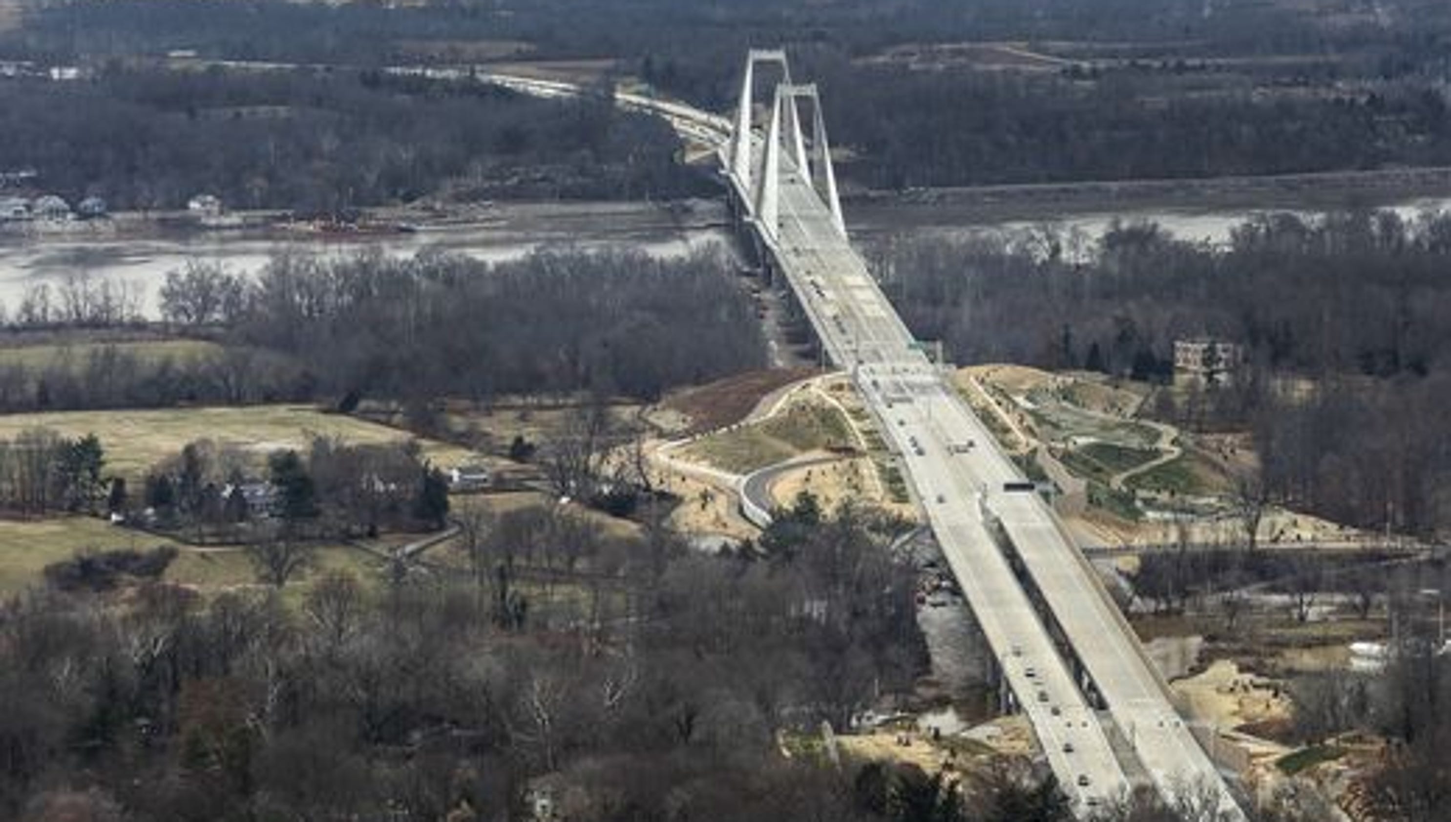 Louisville bridge tolls start Friday, I64 bridge still free
