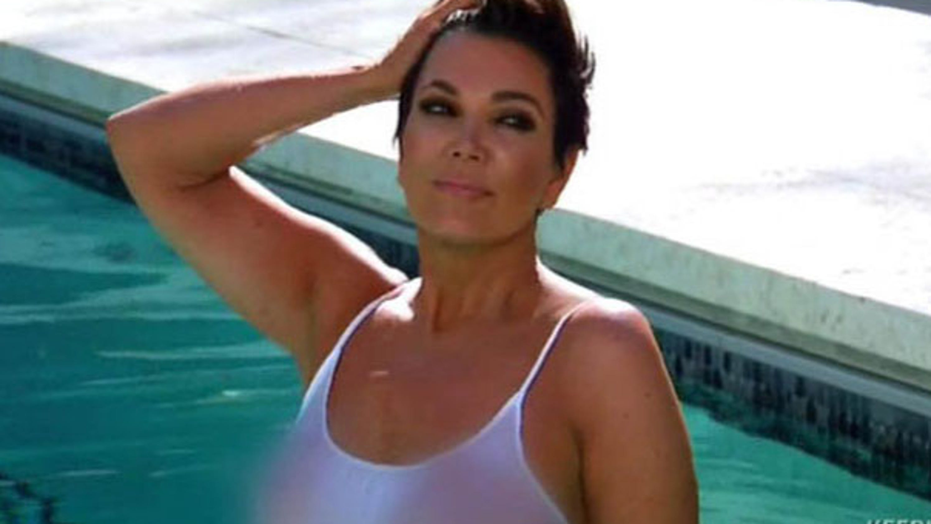 Kris Jenner Keeping Up With Kardashians Nipple Wet Shirt Kim 