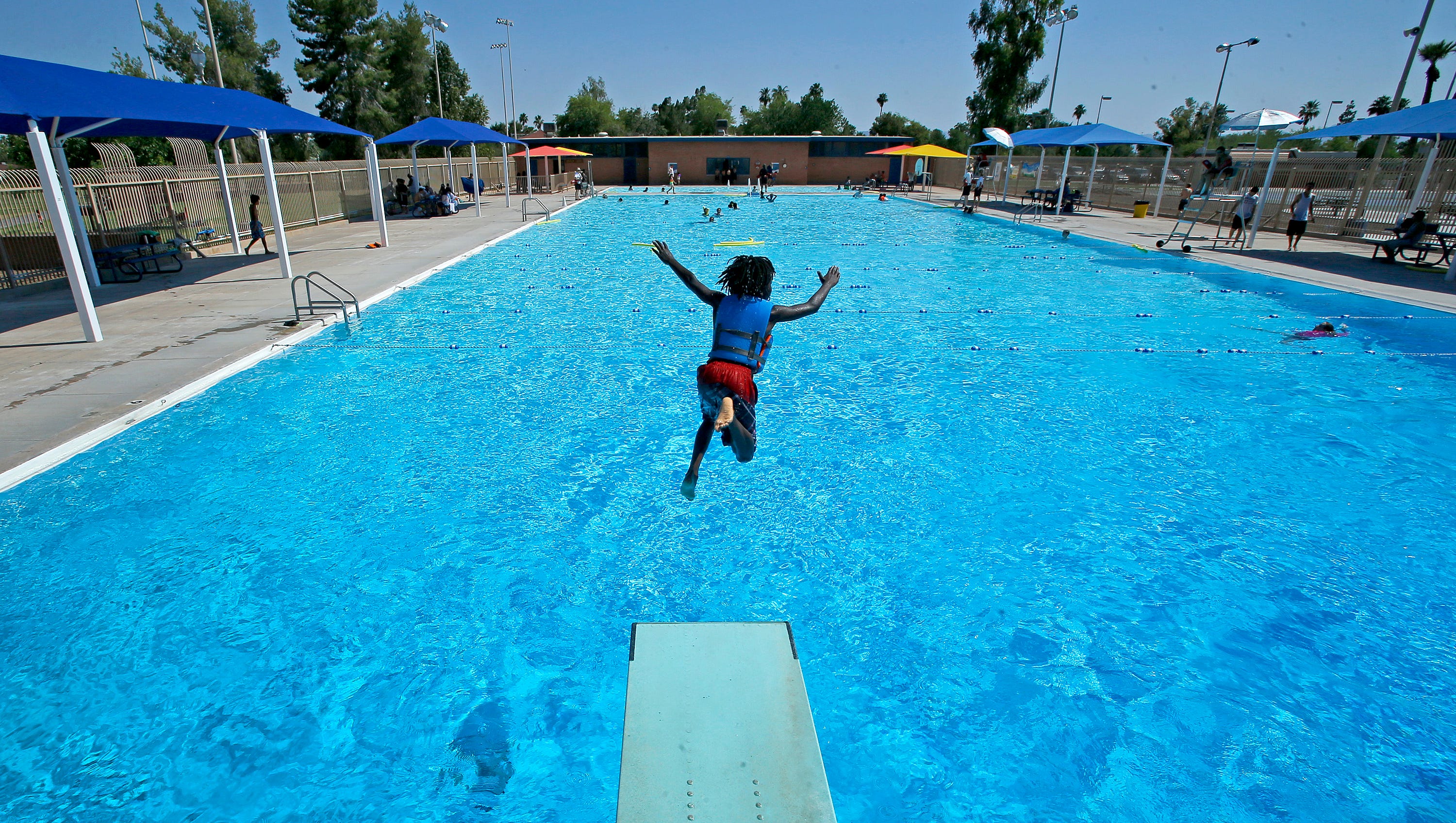 Public pools open in metro Phoenix for summer 2022