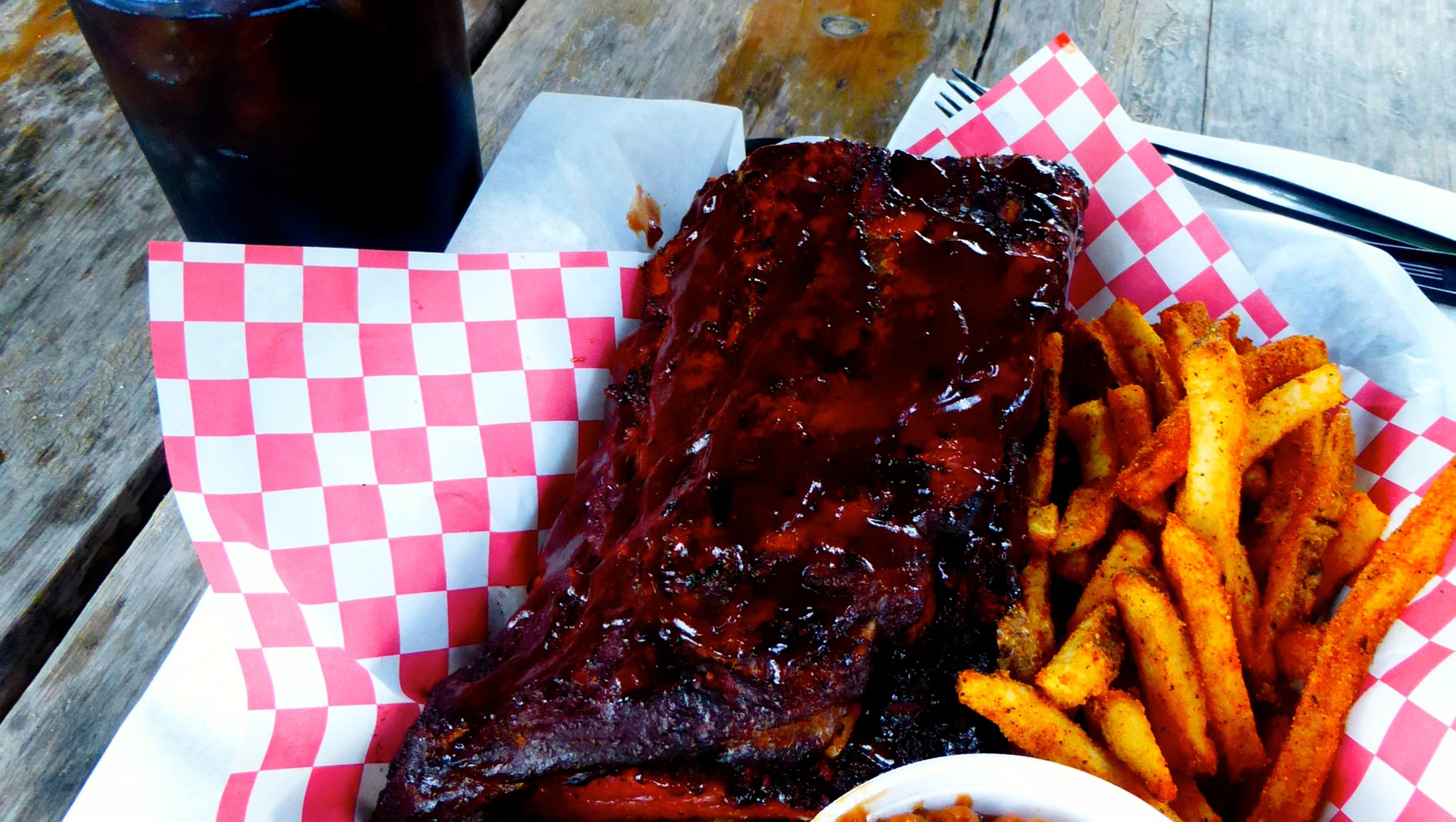 Best Arizona BBQ restaurants outside Phoenix