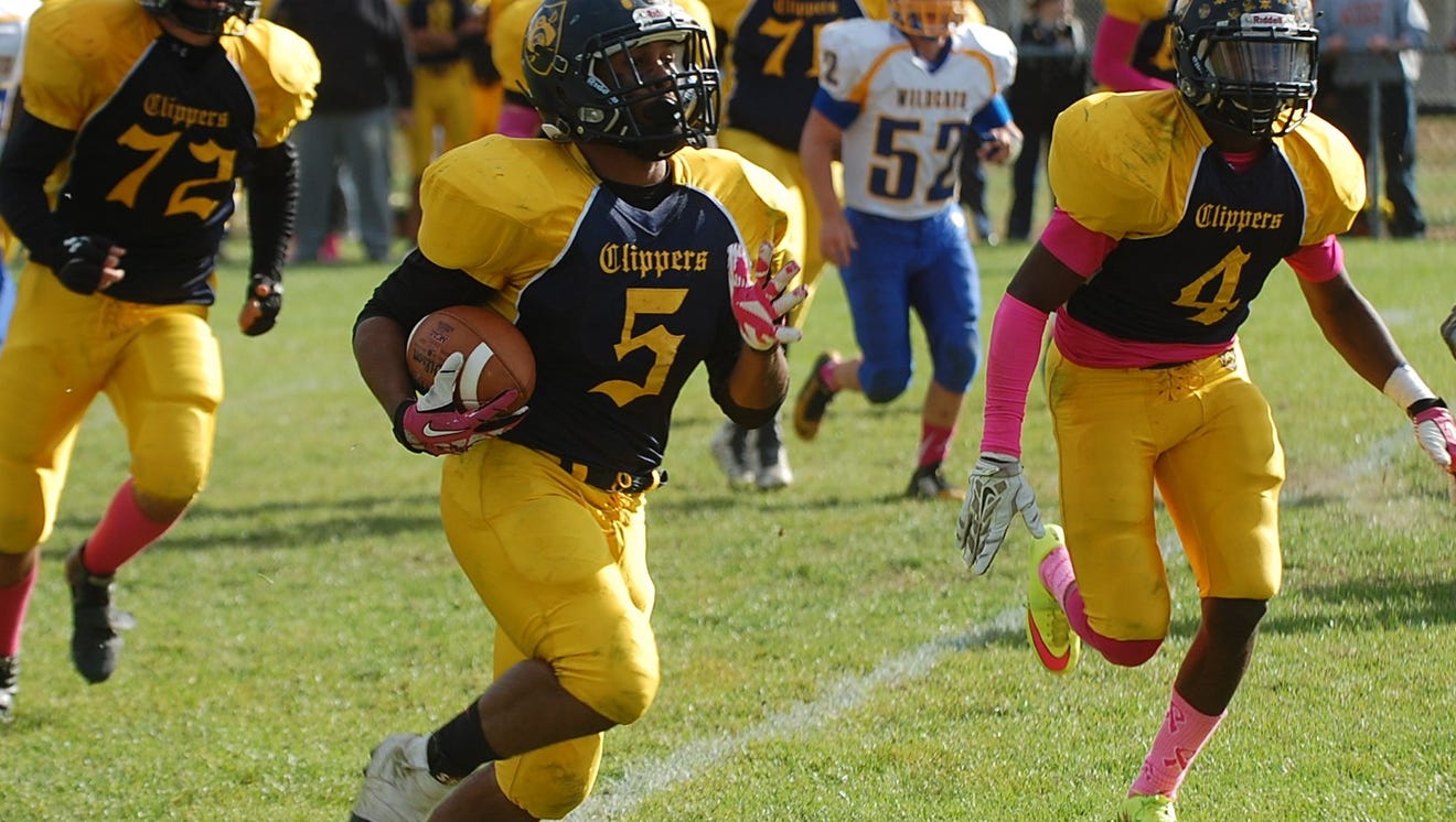 FOOTBALL: Excitement in Clayton FOOTBALL: Excitement in Clayton