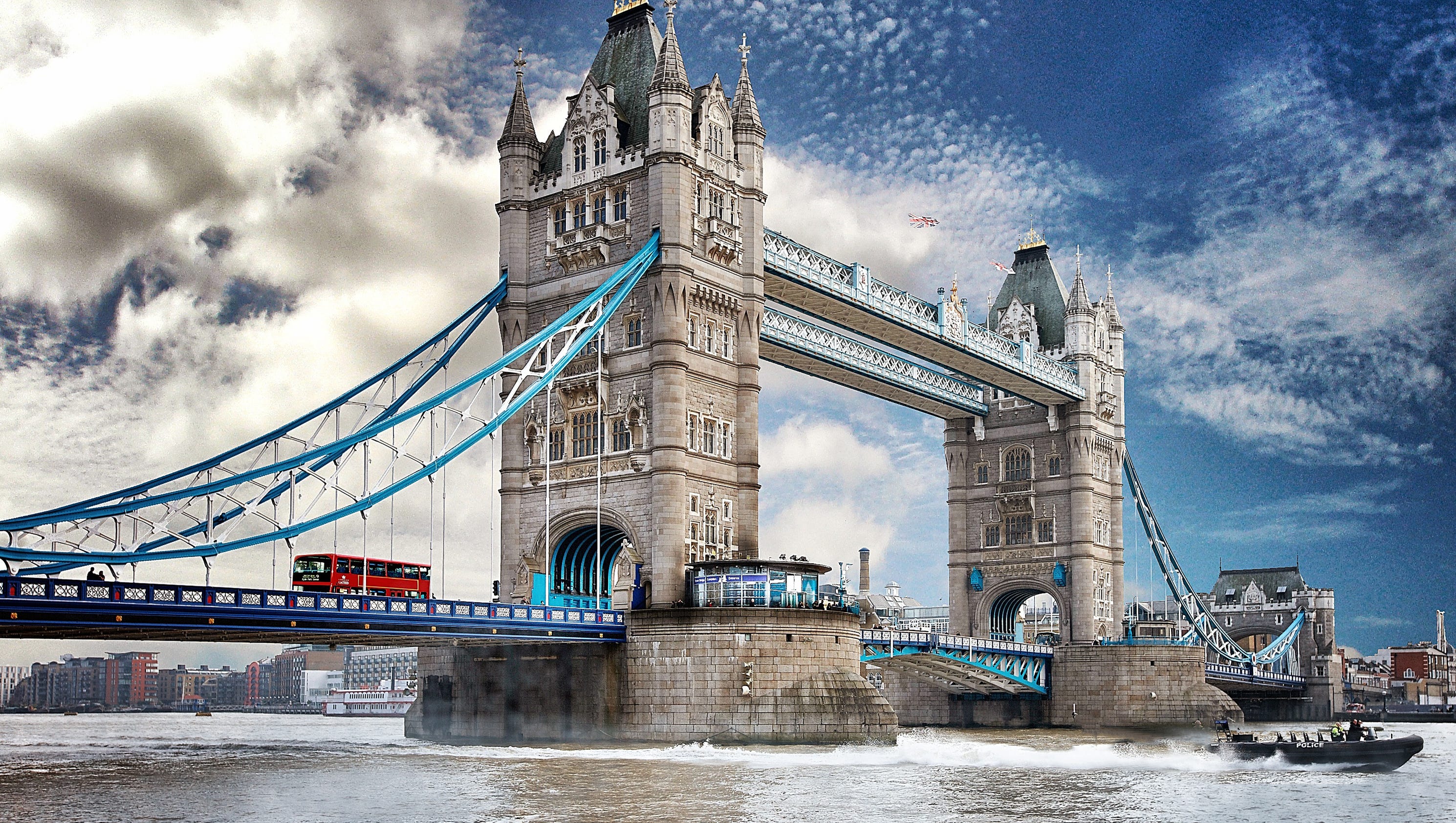 tourist spot in london bridge