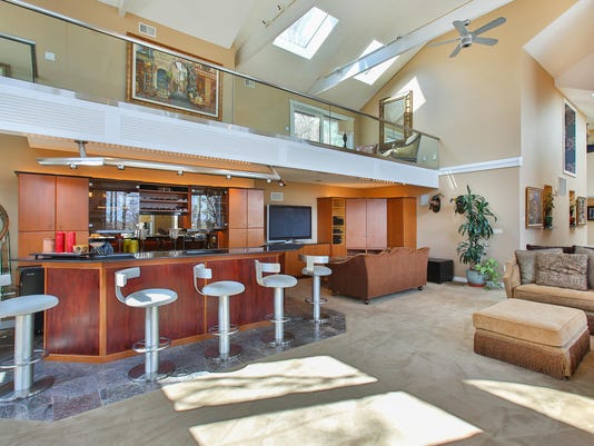 Wet Bars Add Splash Of Richness To Residences