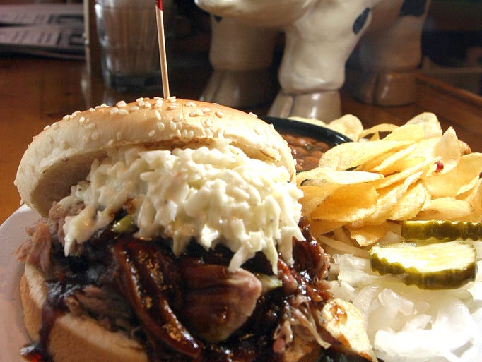 Squealers Award Winning Barbeque, Mooresville Restaurant Reviews