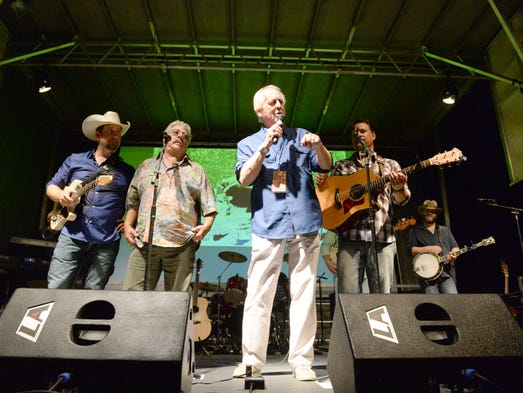 Statler Brother Don Reid takes the mic and talks about