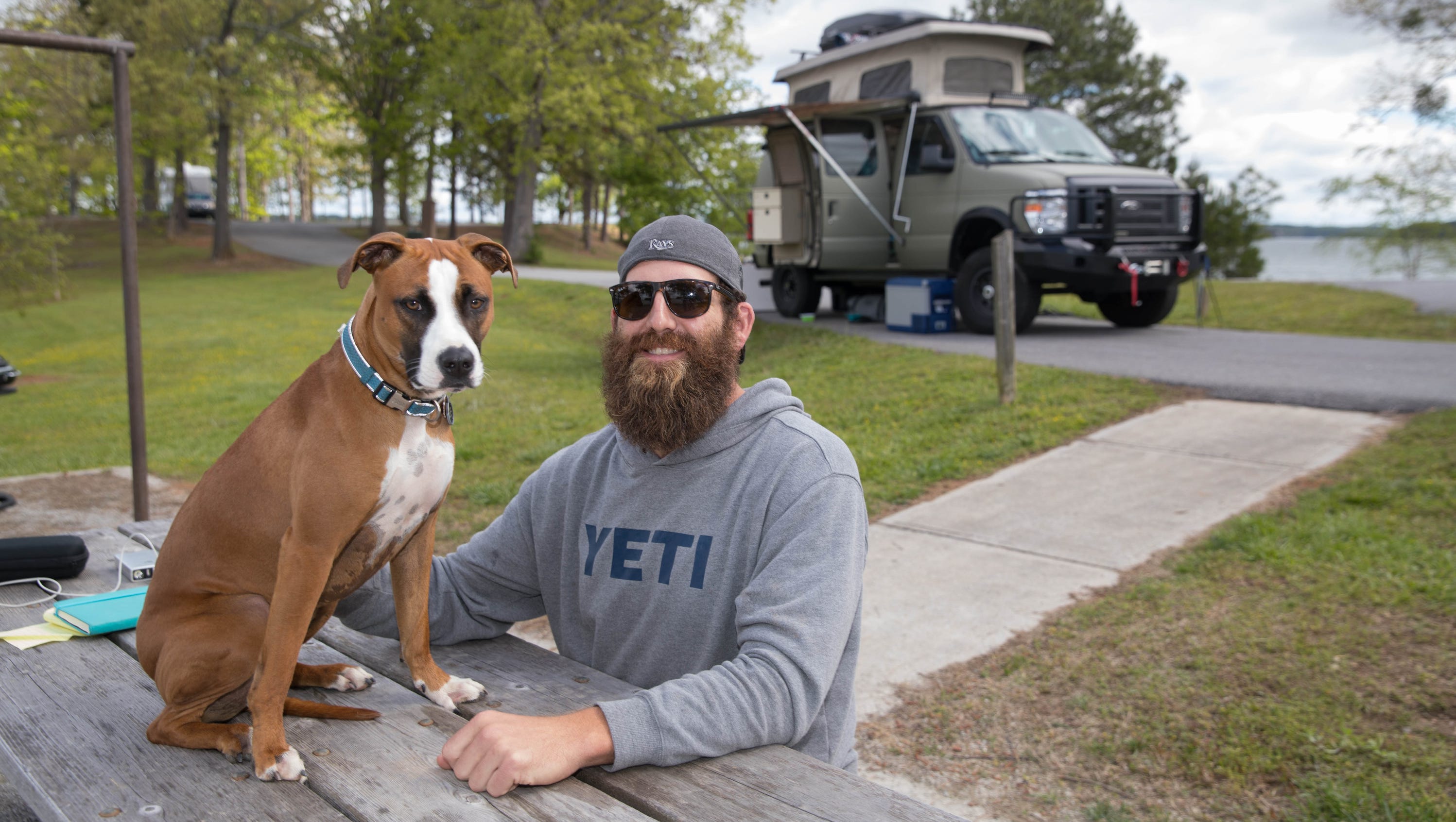 Joe Hawley retires from NFL, moves into van in search of new path