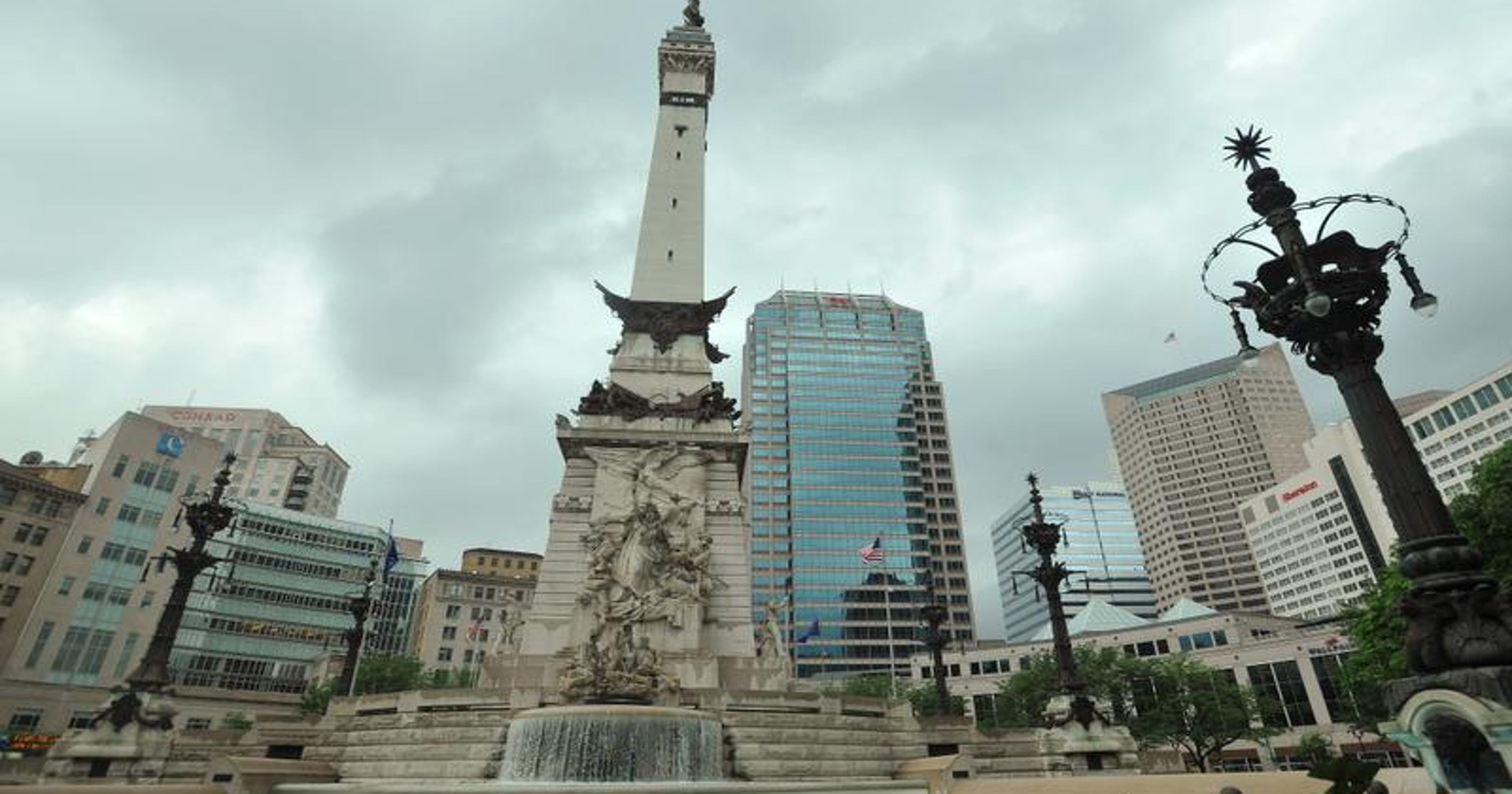 Indianapolis agency approves new Monument Circle historic district