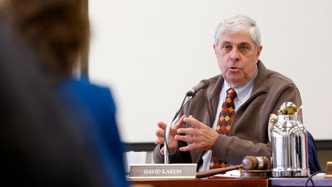 David Karem at a 2013 Kentucky Board of Education special meeting.