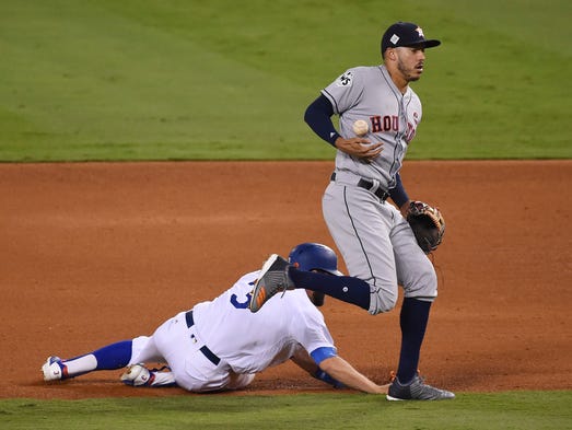 Game 2 at Dodger Stadium: Astros shortstop Carlos Correa