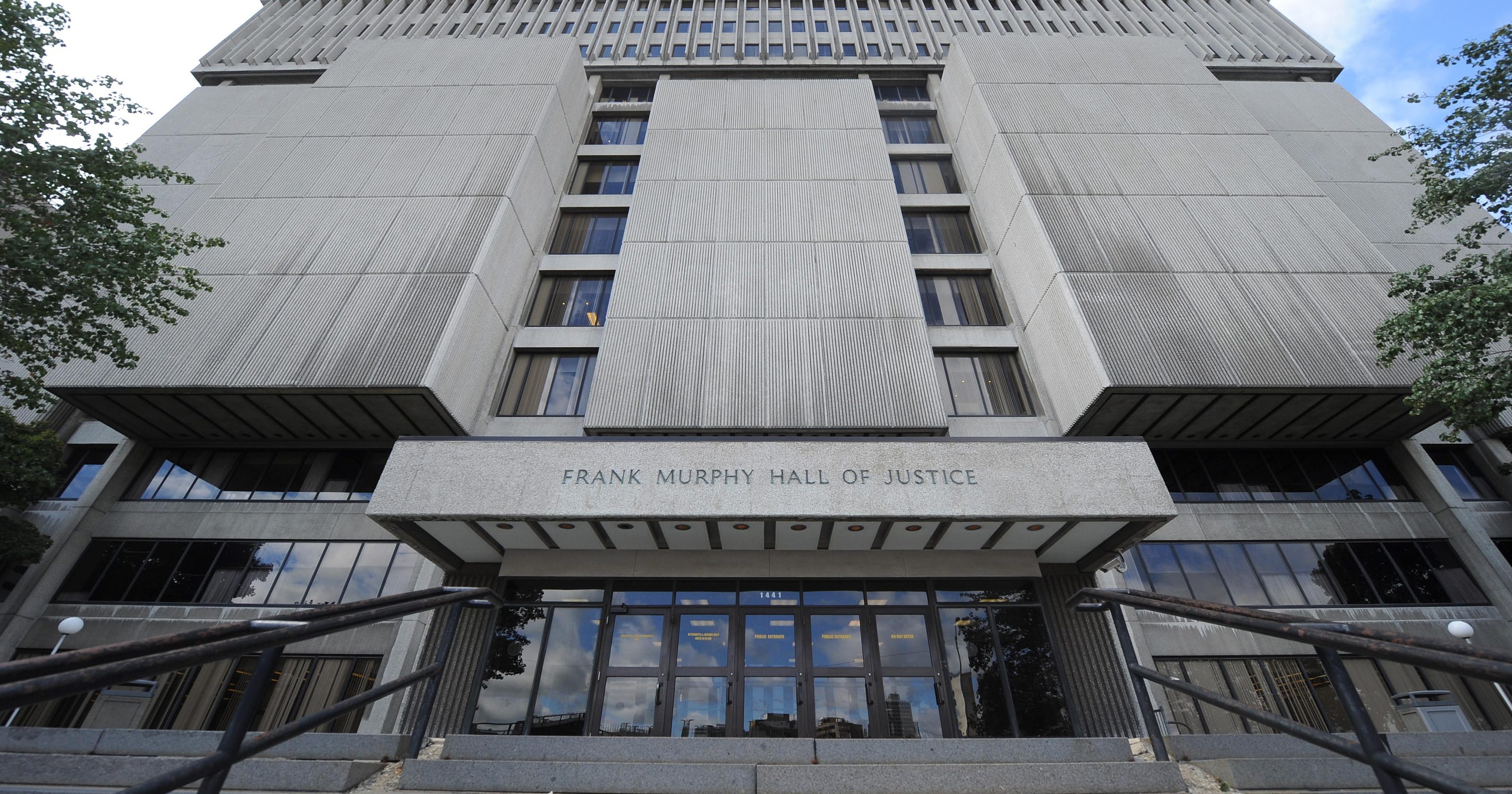 All clear after bomb threat reported at Frank Murphy Hall of Justice