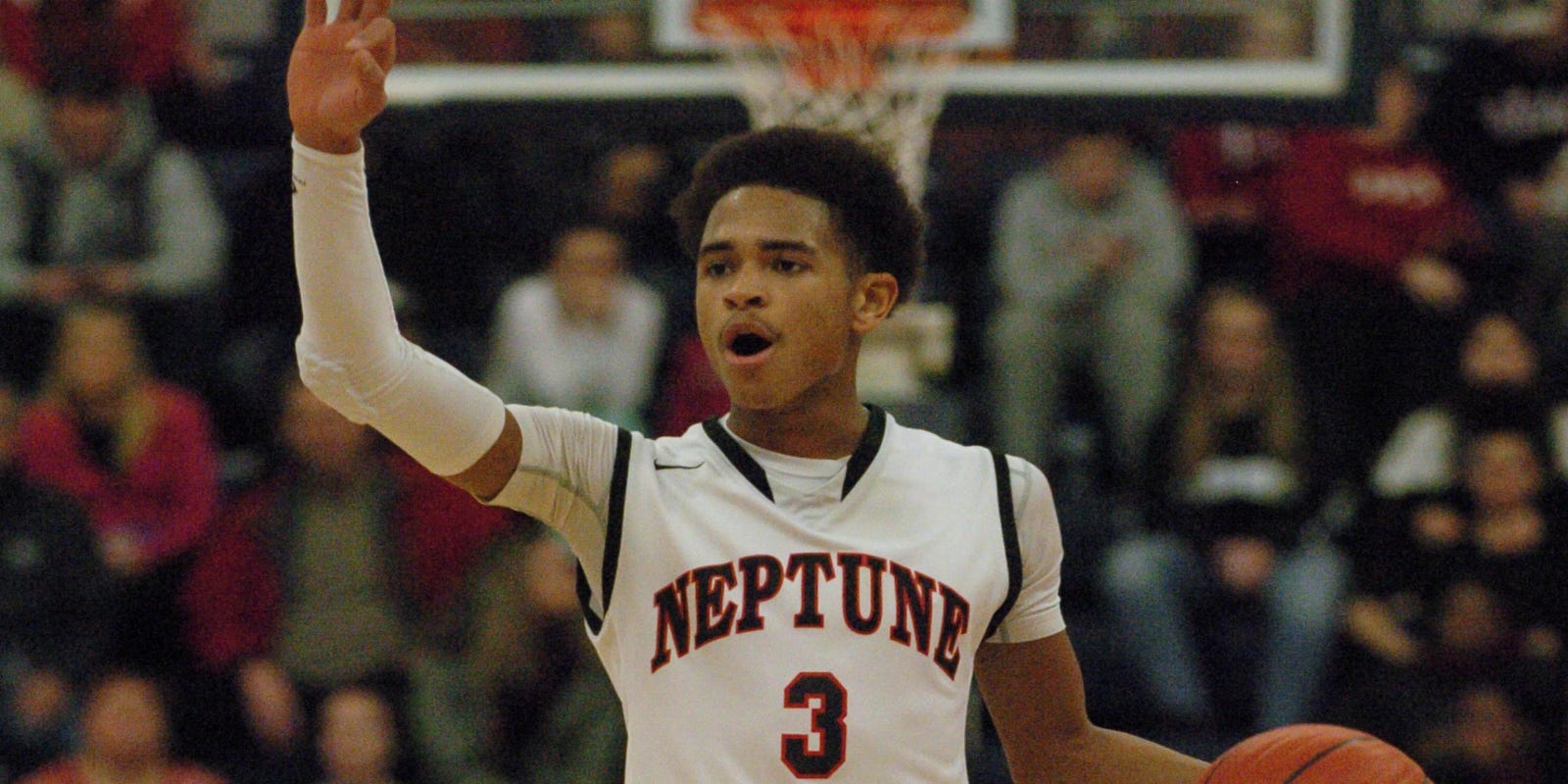 Brown Kirkwood And Kerr Lead Neptune Past Point Beach