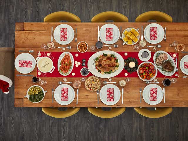 48 Christmas Day Restaurants Open In Fort Myers Cape Coral Naples We sometimes say, at christmas, but that means 'during the christmas holidays' or 'at christmastime.' 48 christmas day restaurants open in
