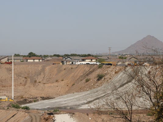 Smells from Vulcan asphalt plant bedevil a Mesa community