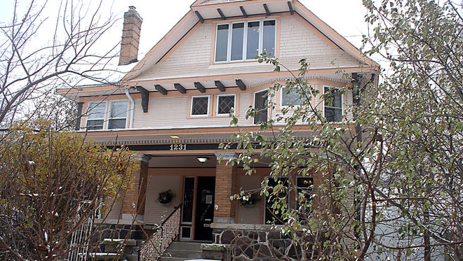 The Historical Elmer Leach House at 1231 Washington Ave is being place on the market for auction on December 17th. The Sheldon Good & Company is currently taking bids on the 3816 square foot home built in 1911 by businessman Elmer Leach.