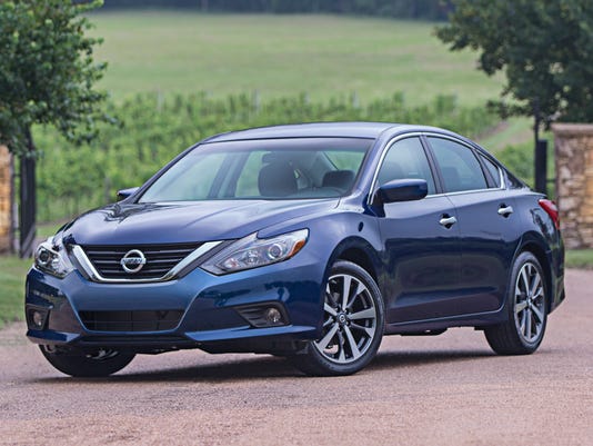 Nissan Says New Altima Gets 39 Mpg On Highway 2016 Nissan Altima