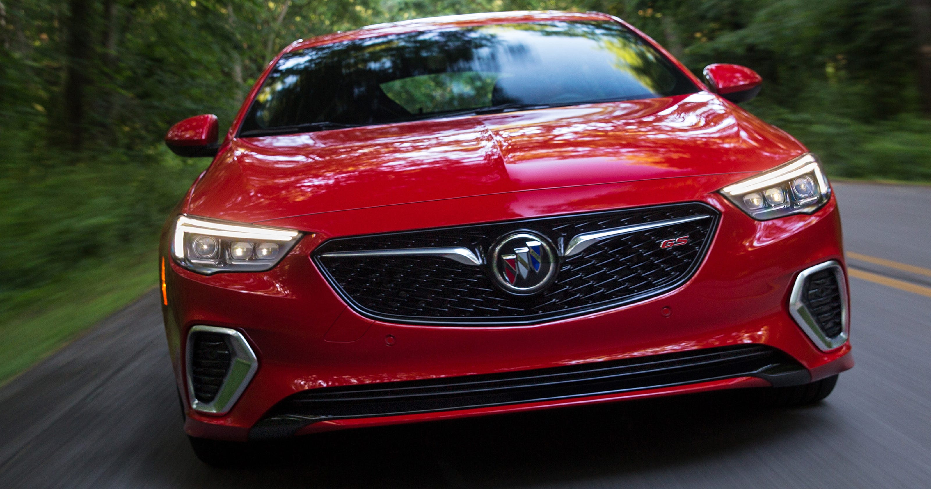 Review Buick Regal Gs Gets A V 6 For More Silky Power