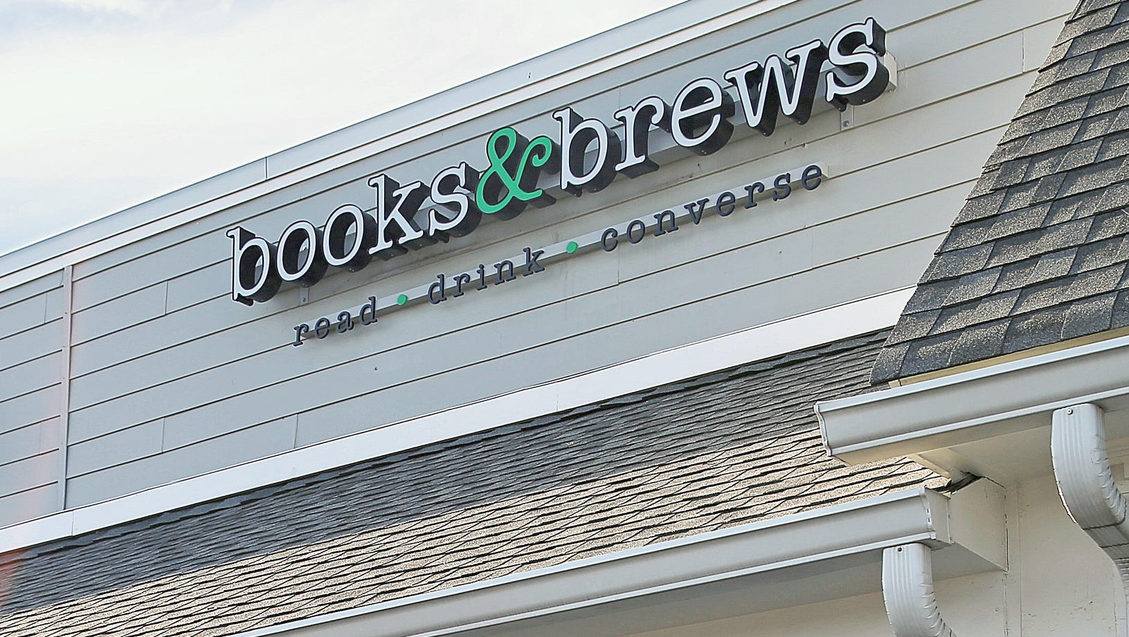 Books & Brews buys Flat12 Bierwerks