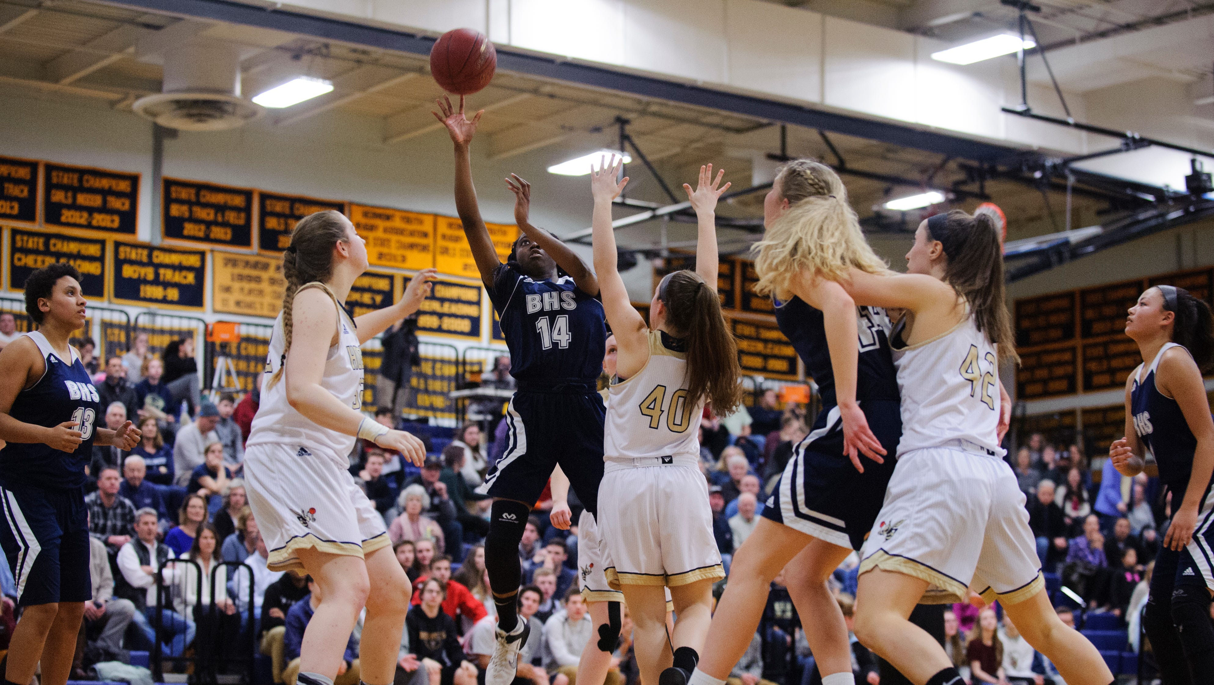 Vermont H S Highlights Tornwini Scores Career High 20 Points For Bhs