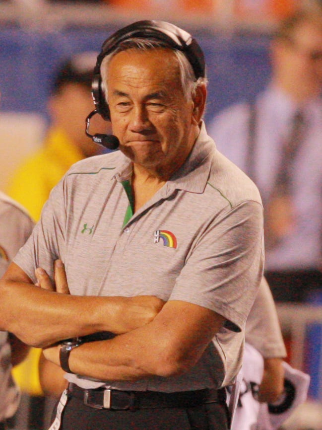 Hawaii ousts head coach Norm Chow