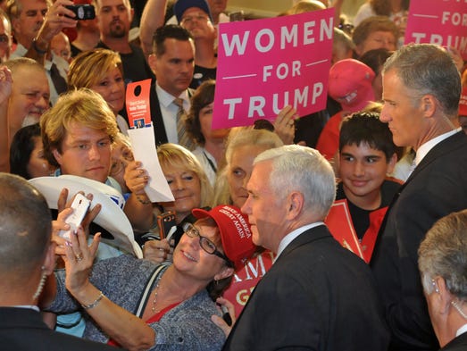 Jo-Ann Gleifert of Cocoa, Fla., takes a selfie with