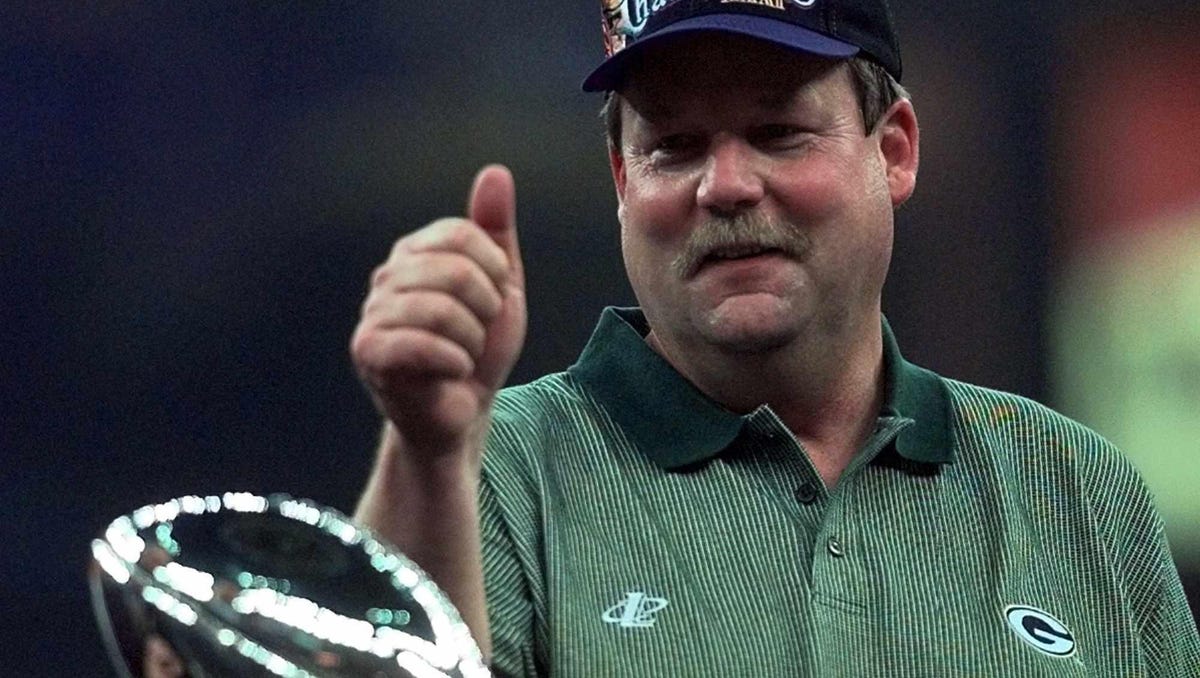 Ex Packers Coach Mike Holmgren Supports Joe Biden Blasts Donald Trump