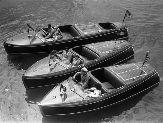 Chris-Craft common these selected images and advertisements