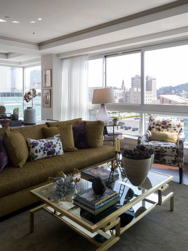 Symphony Showhouse Goes Downtown And Up In Air With Designed