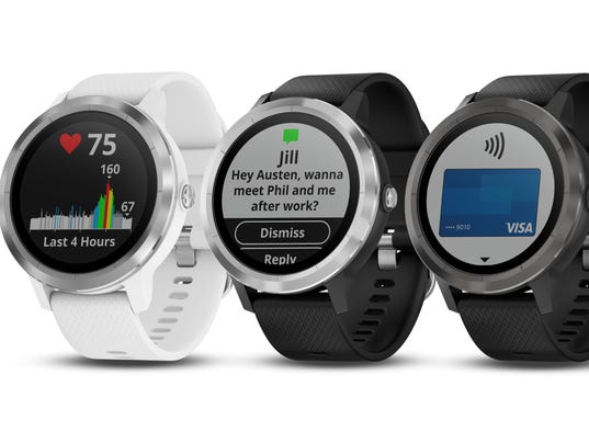 Garminvivoactive3-family.jpg