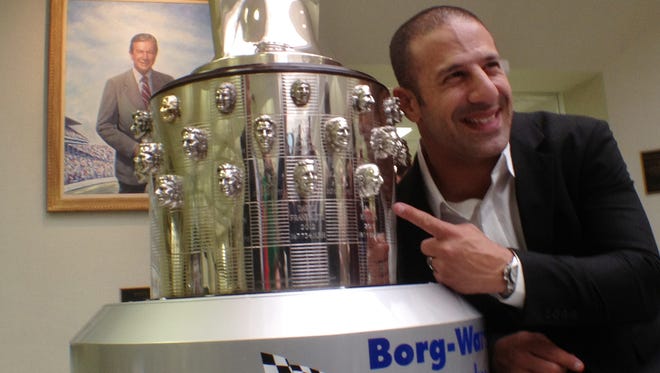 2013 Indianapolis 500 winner Tony Kanaan had a personal contract with Apex-Brasil.
