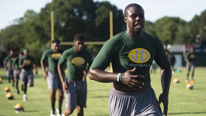 Jeff Davis defensive end Alec Jackson’s offers include North Carolina, Troy and Southern Miss.