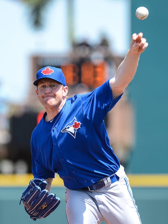 Detroit Tigers acquire veteran pitcher Randy Wolf for cash