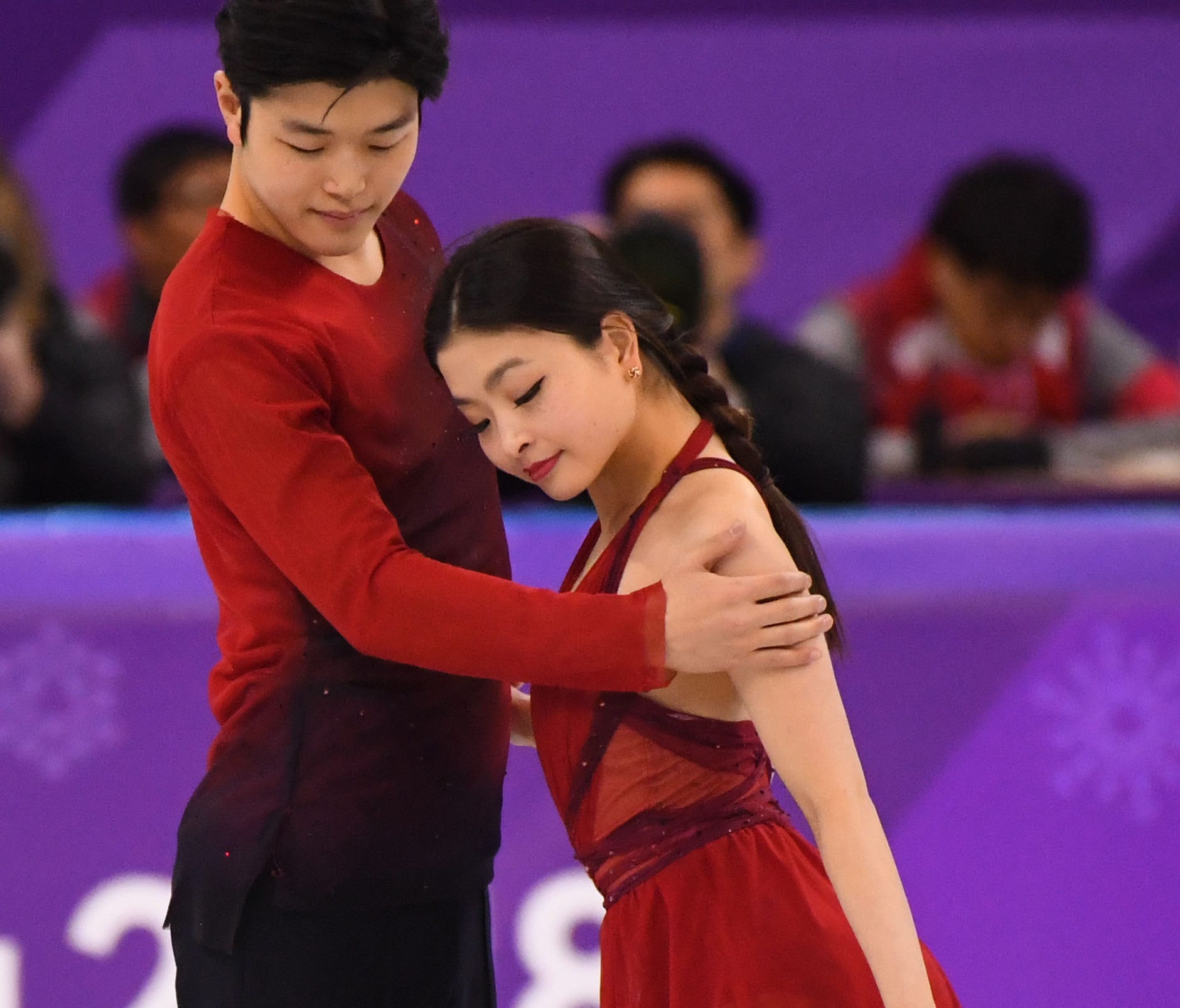 Maia Shibutani and Alex Shibutani in the free dance event Tuesday at the Olympics.