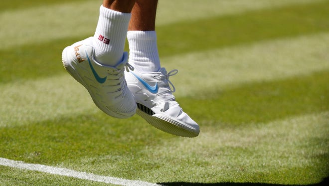2018 Wimbledon: Roger Federer brings a new look, Uniqlo not Nike