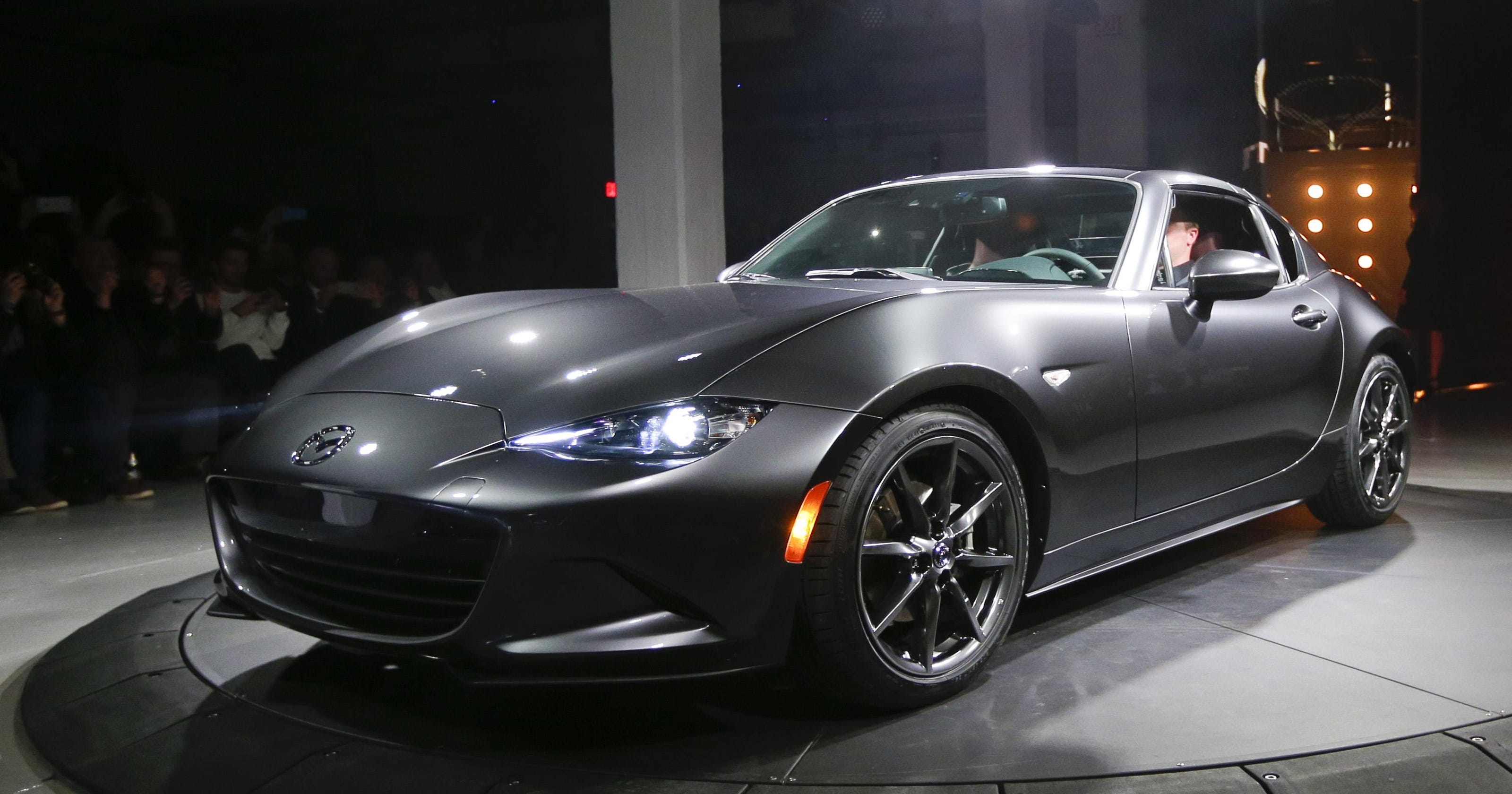 Sports Cars Turn Heads At Ny Auto Show