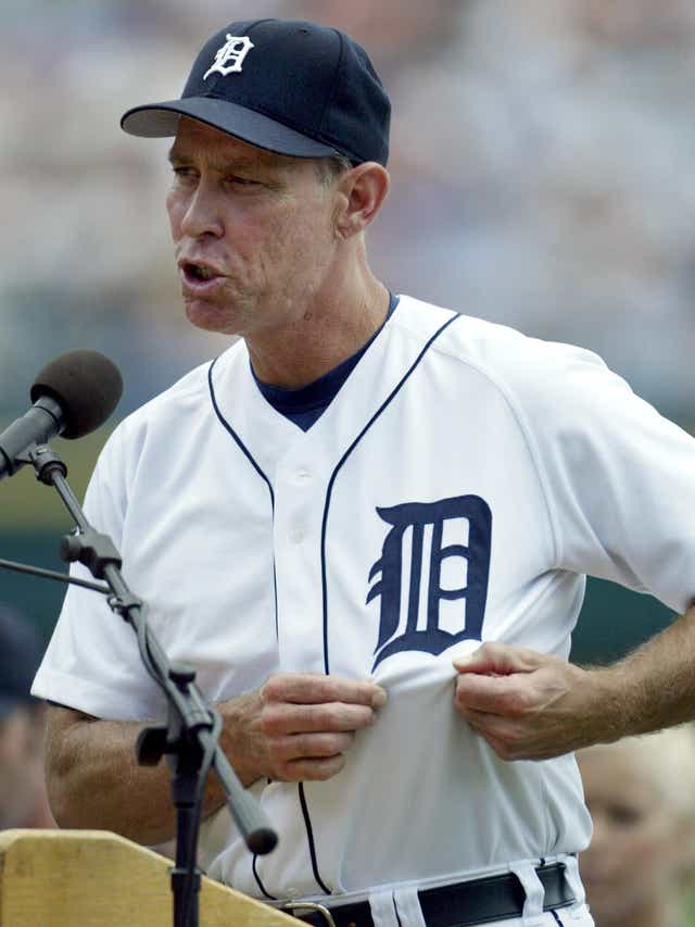 Detroit Tigers Change Old English D On Iconic Home Uniforms