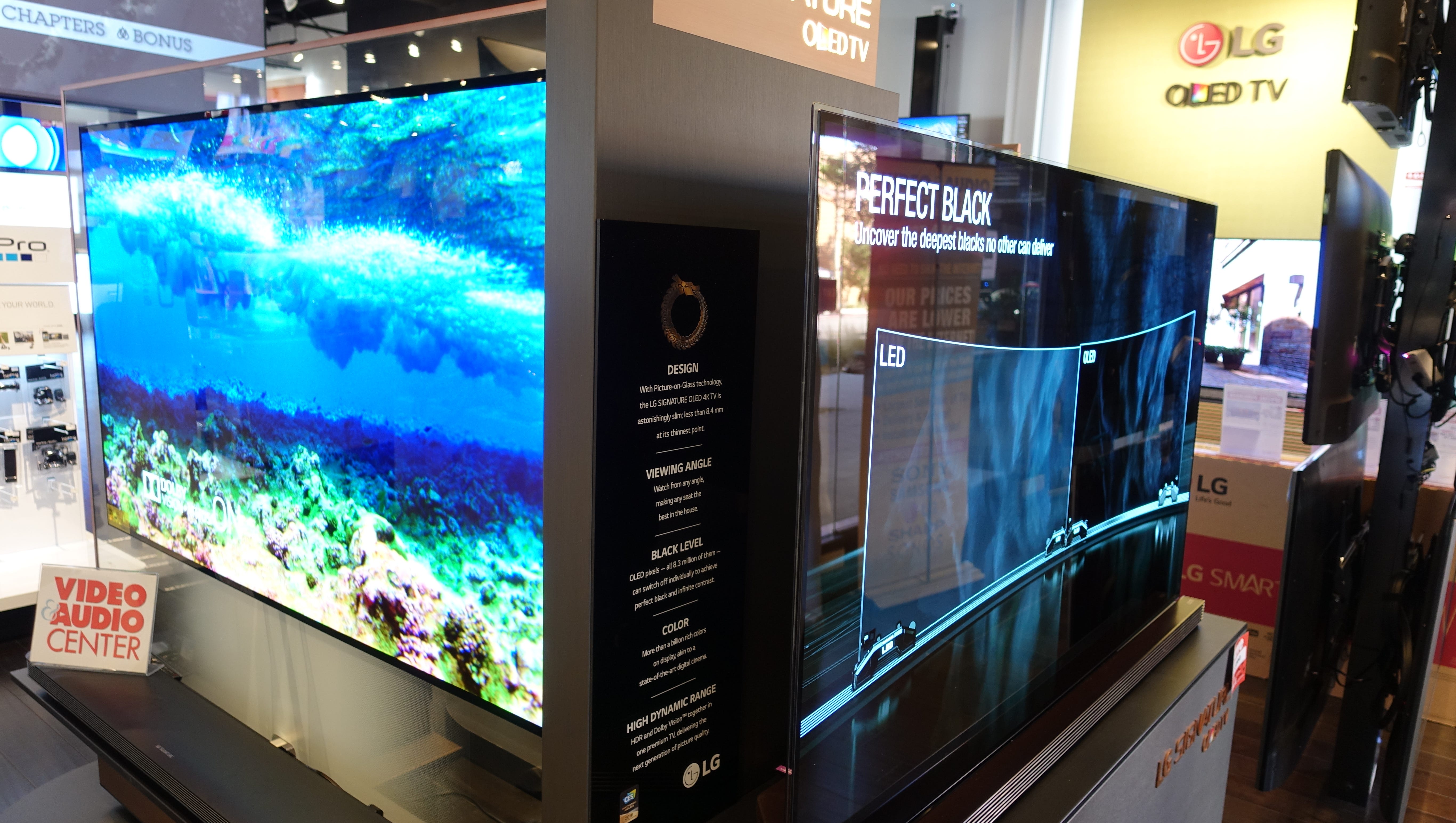 New 20 000 77 Inch Lg Oled Tv Hangs Like A Picture On The Wall